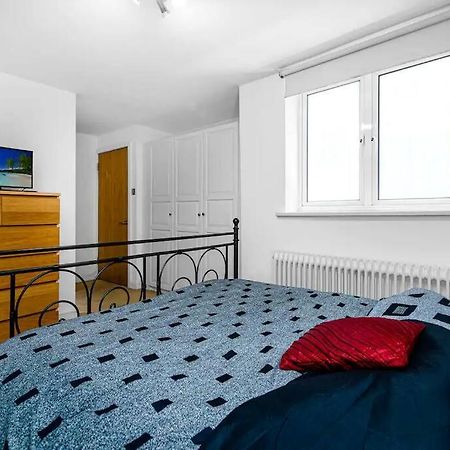 2Br Flat Next To London Eye On Lower Marsh 96A Londres Exterior foto